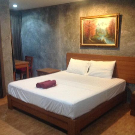 Ban Nua Waikiki Beach Garden Resort מראה חיצוני תמונה