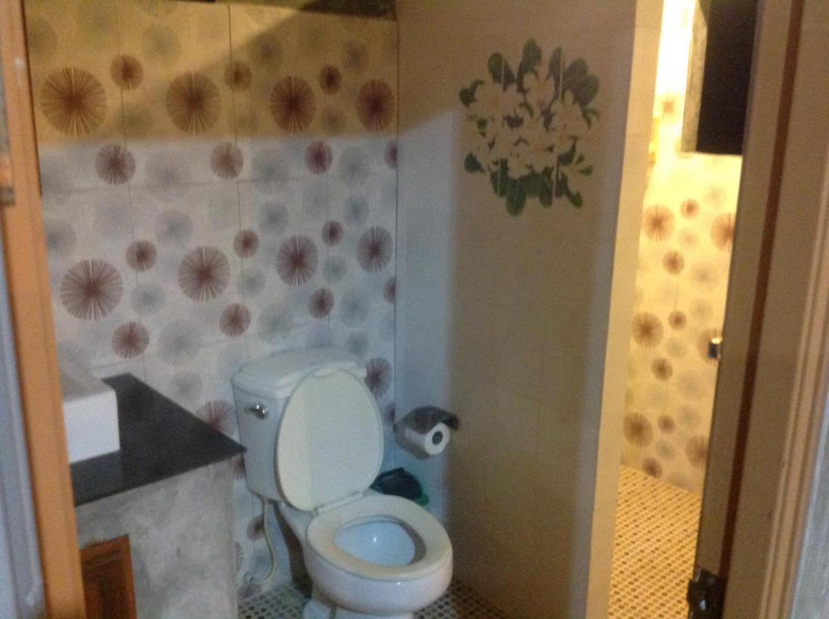 Ban Nua Waikiki Beach Garden Resort מראה חיצוני תמונה