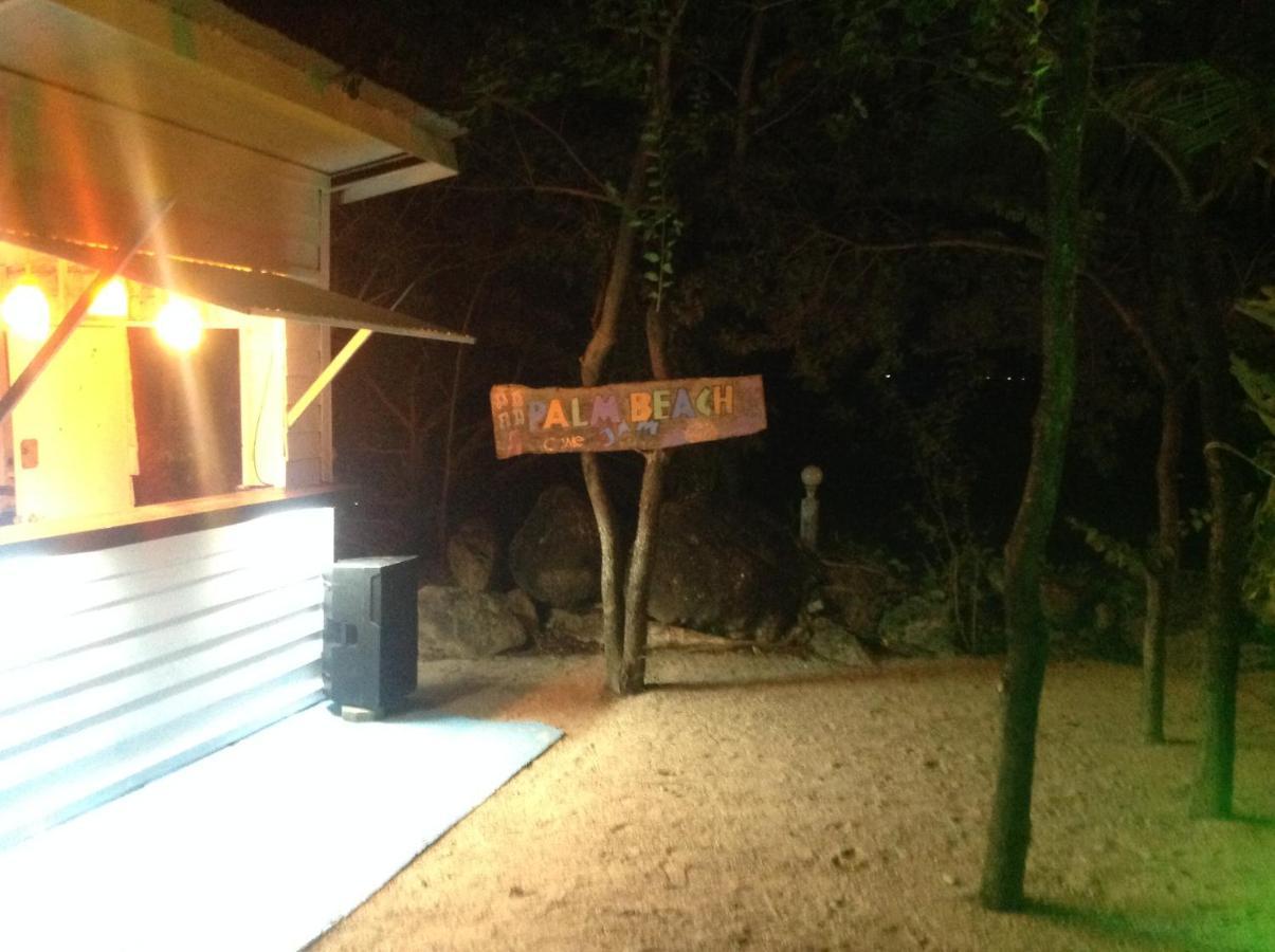 Ban Nua Waikiki Beach Garden Resort מראה חיצוני תמונה