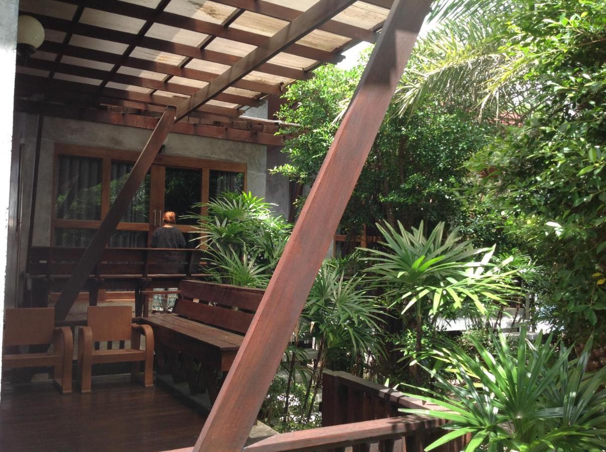 Ban Nua Waikiki Beach Garden Resort מראה חיצוני תמונה